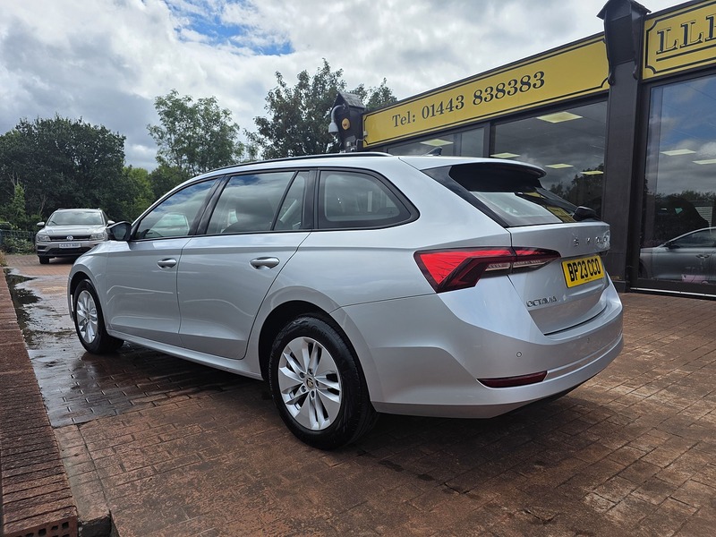 Skoda Octavia TDI SE Technology - U3704