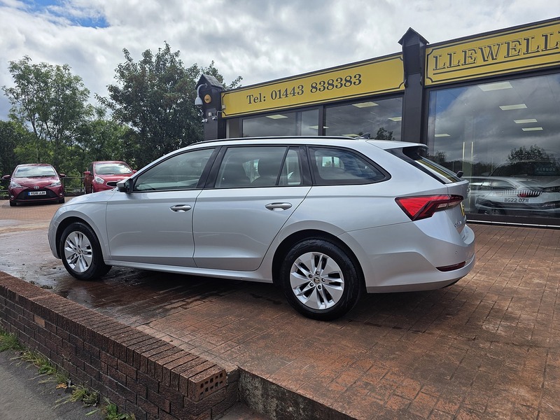 Skoda Octavia TDI SE Technology - U3704