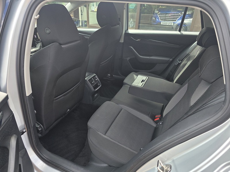 Skoda Octavia TDI SE Technology - U3704