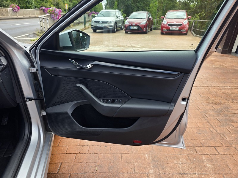 Skoda Octavia TDI SE Technology - U3704