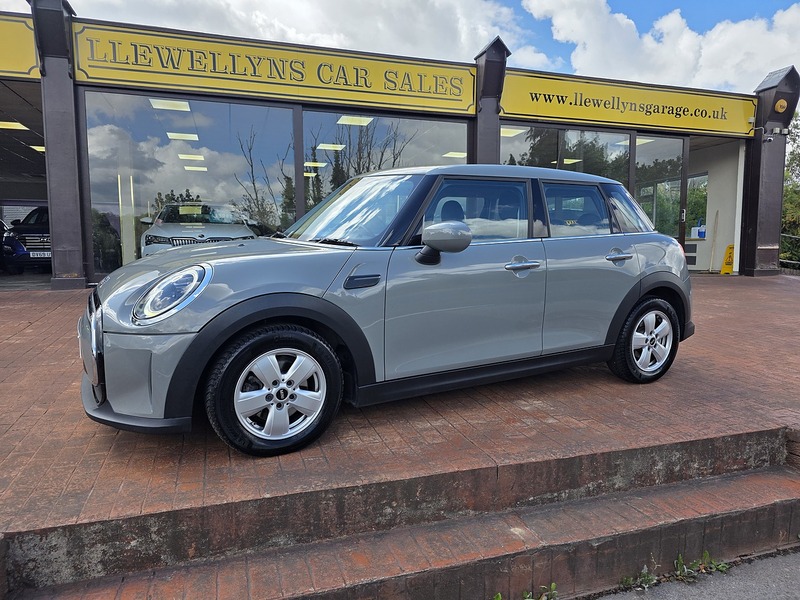 MINI Hatch Cooper Classic - U3705