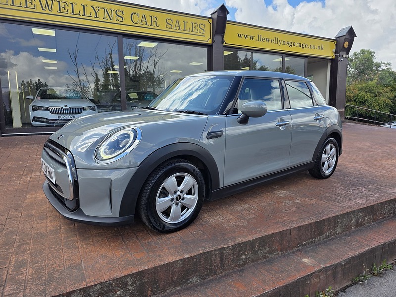 MINI Hatch Cooper Classic - U3705
