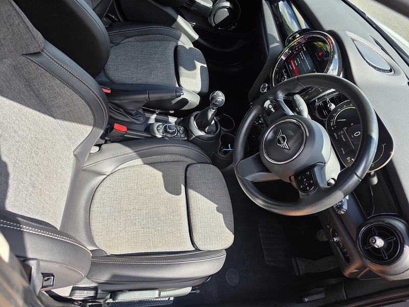 MINI Hatch Cooper Classic - U3705