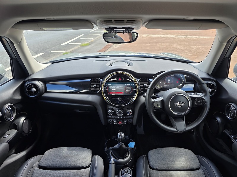 MINI Hatch Cooper Classic - U3705
