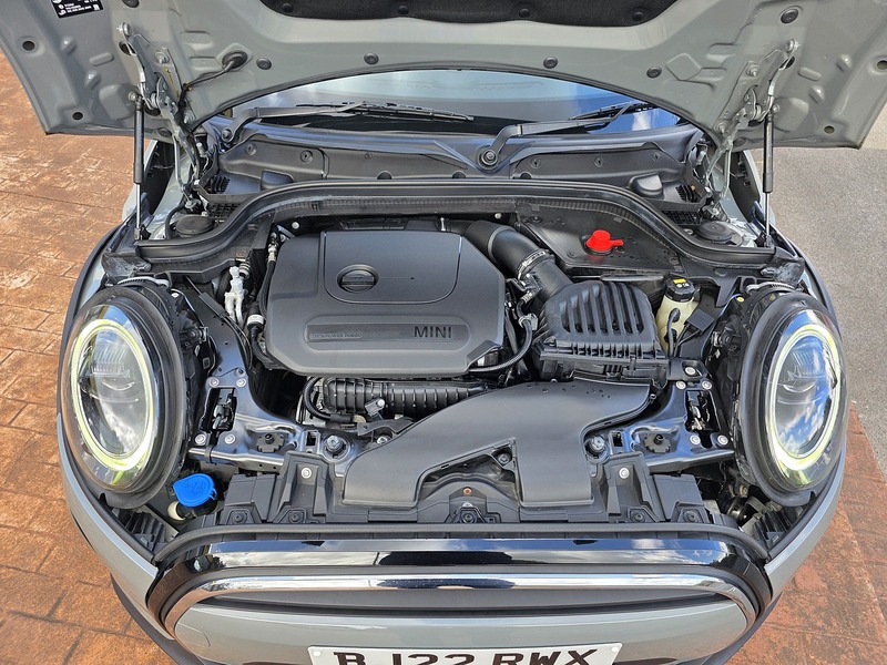 MINI Hatch Cooper Classic - U3705