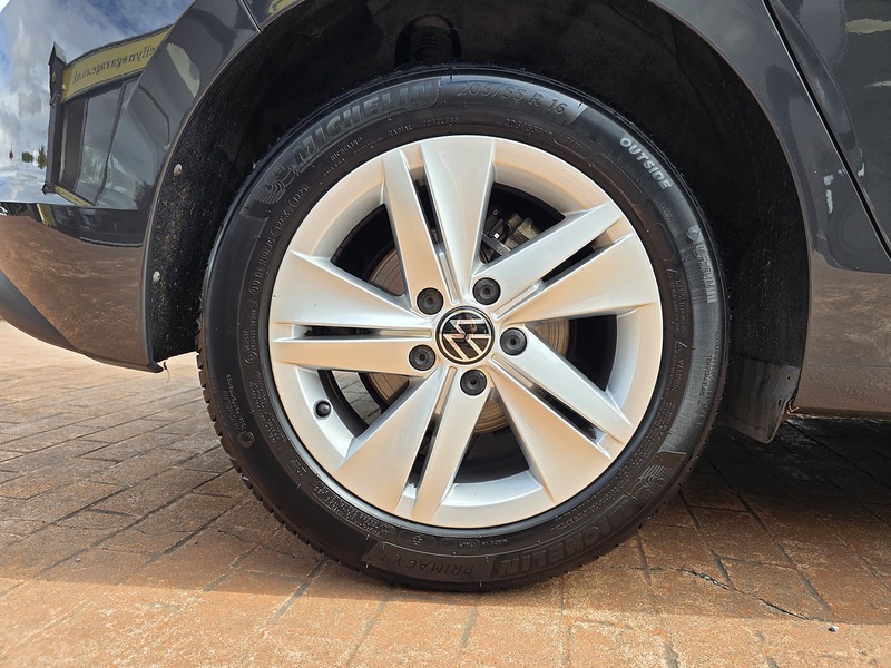 2023 23 VOLKSWAGEN GOLF