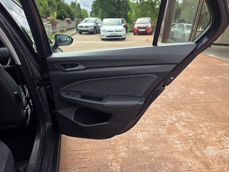 2023 23 VOLKSWAGEN GOLF