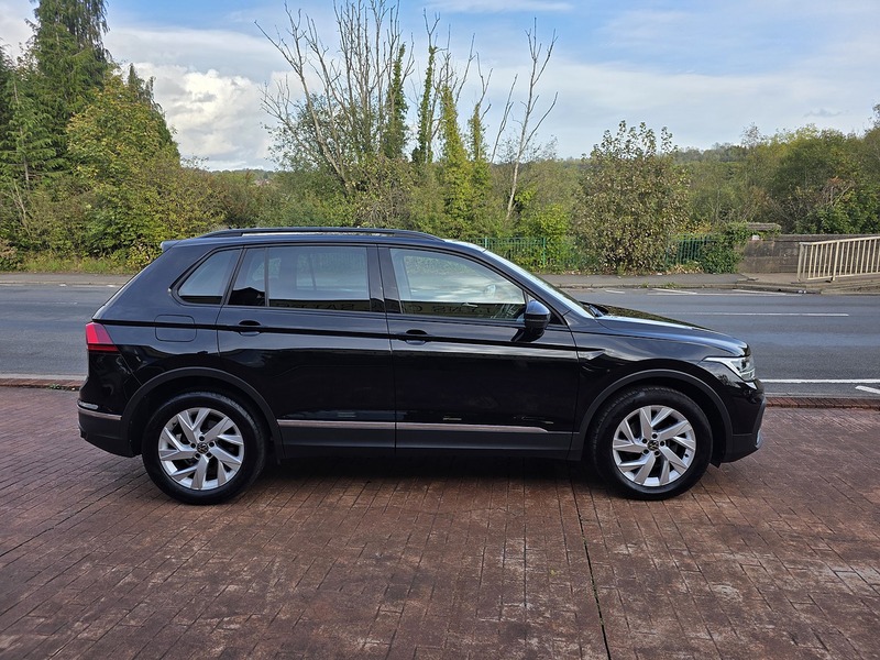 2022 22 VOLKSWAGEN TIGUAN
