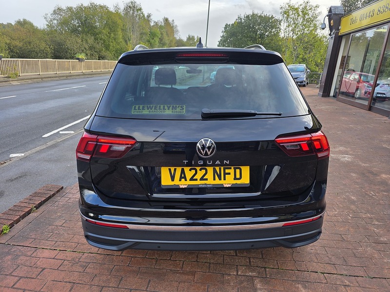 2022 22 VOLKSWAGEN TIGUAN