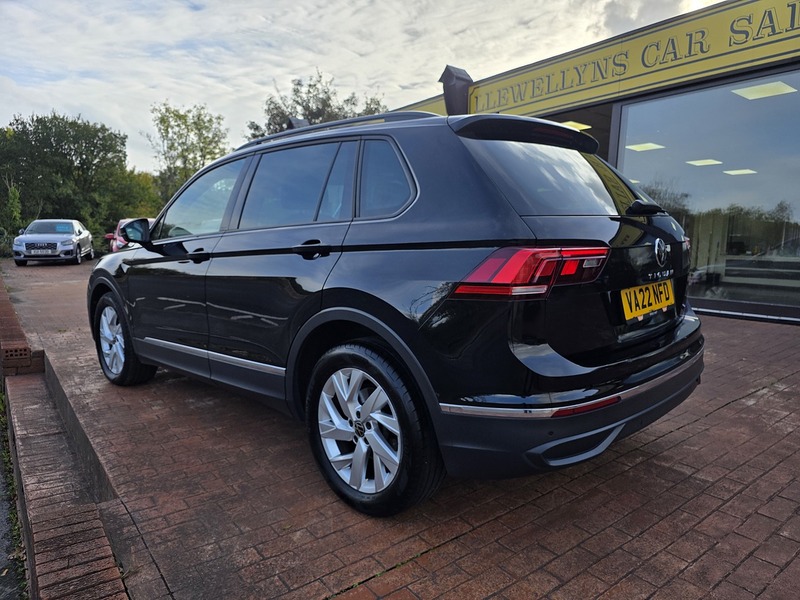 2022 22 VOLKSWAGEN TIGUAN