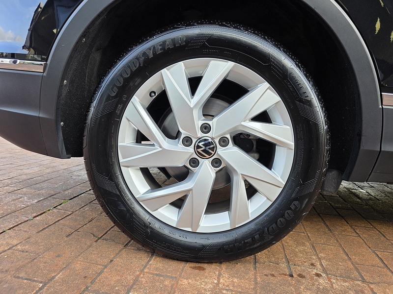 2022 22 VOLKSWAGEN TIGUAN