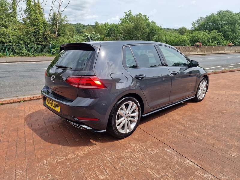 Volkswagen 2.0 TDI R-Line Edition Hatchback 5dr Diesel Manual Euro 6 (s/s) (150 ps)