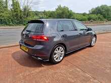 Volkswagen Golf TDI R-Line Edition 