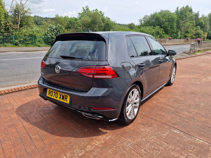 Volkswagen 2.0 TDI R-Line Edition Hatchback 5dr Diesel Manual Euro 6 (s/s) (150 ps)