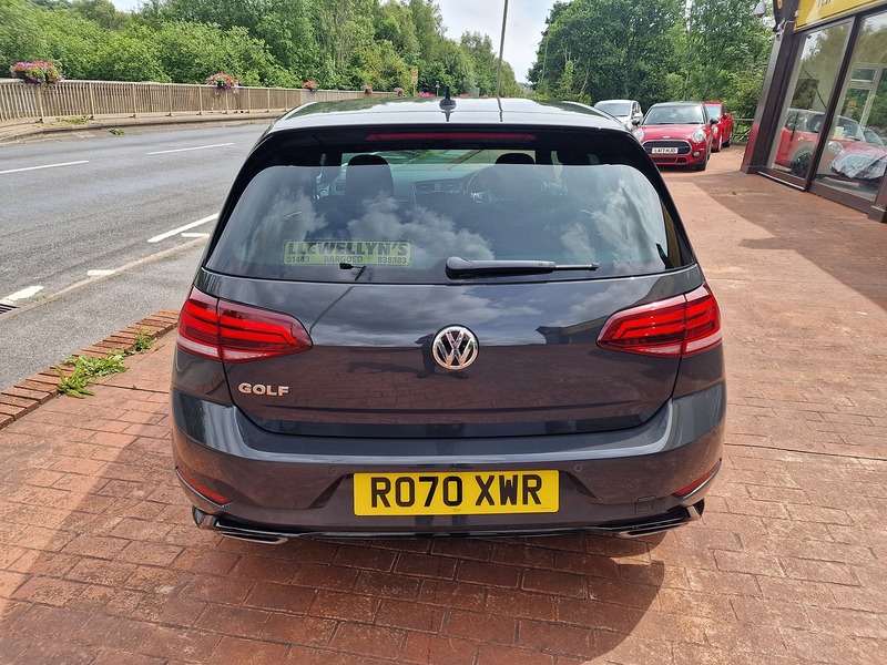 Volkswagen 2.0 TDI R-Line Edition Hatchback 5dr Diesel Manual Euro 6 (s/s) (150 ps)