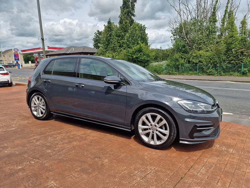 Volkswagen 2.0 TDI R-Line Edition Hatchback 5dr Diesel Manual Euro 6 (s/s) (150 ps)