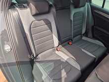 Volkswagen Golf TDI R-Line Edition 