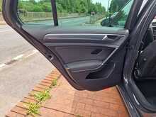 Volkswagen Golf TDI R-Line Edition 