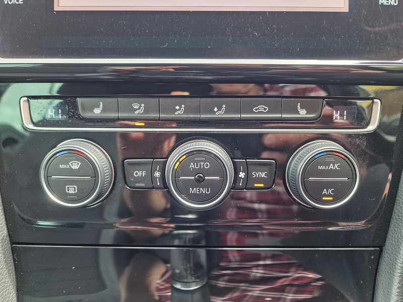 Volkswagen 2.0 TDI R-Line Edition Hatchback 5dr Diesel Manual Euro 6 (s/s) (150 ps)