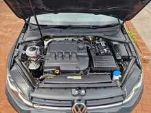 Volkswagen Golf TDI R-Line Edition 