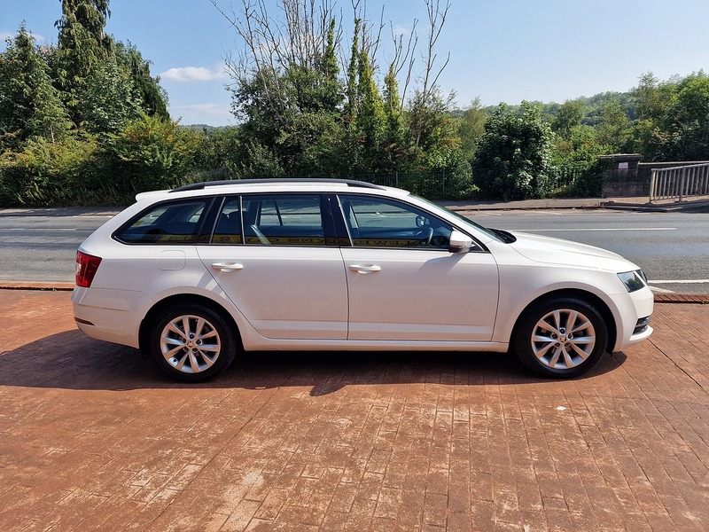 Skoda 1.6 TDI S Estate 5dr Petrol DSG Euro 6 (s/s) (115 ps)
