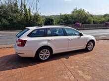 Skoda Octavia TDI S DSG 