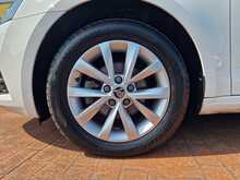 Skoda Octavia TDI S DSG 