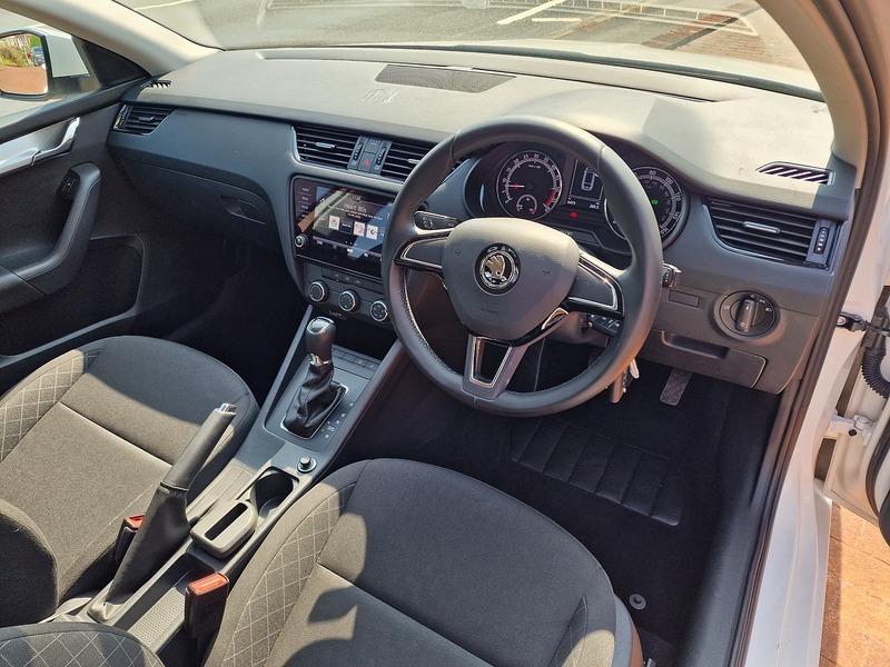 Skoda 1.6 TDI S Estate 5dr Petrol DSG Euro 6 (s/s) (115 ps)