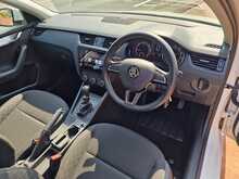 Skoda Octavia TDI S DSG 