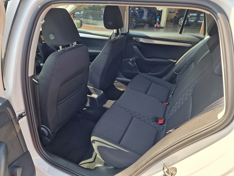 Skoda 1.6 TDI S Estate 5dr Petrol DSG Euro 6 (s/s) (115 ps)