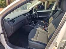 Skoda Octavia TDI S DSG 