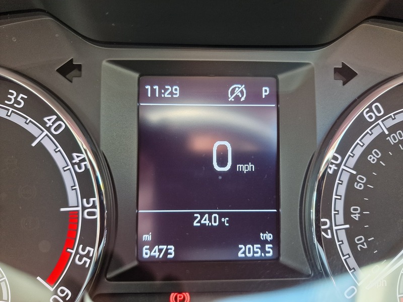 Skoda 1.6 TDI S Estate 5dr Petrol DSG Euro 6 (s/s) (115 ps)