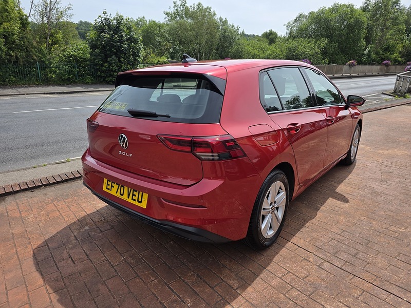 Volkswagen Golf TDI Life - U9442
