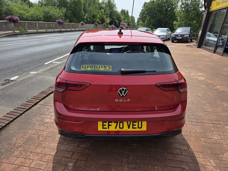 Volkswagen Golf TDI Life - U9442