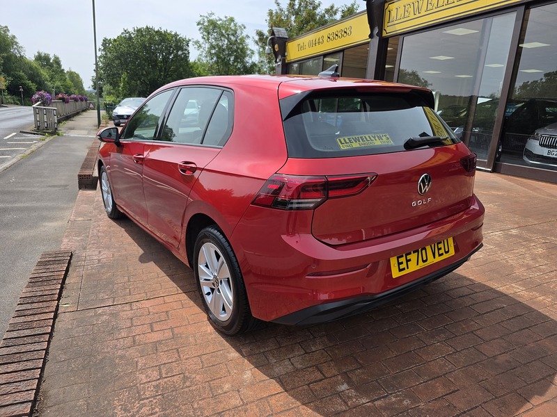 Volkswagen Golf TDI Life - U9442