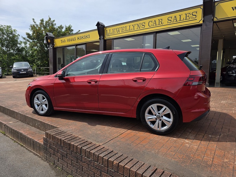 Volkswagen Golf TDI Life - U9442
