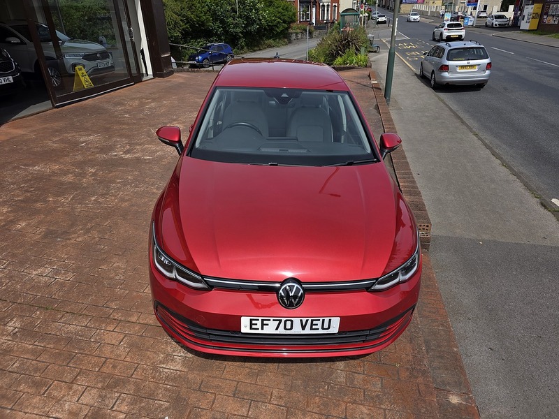 Volkswagen Golf TDI Life - U9442