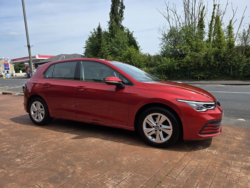 Volkswagen Golf TDI Life - U9442