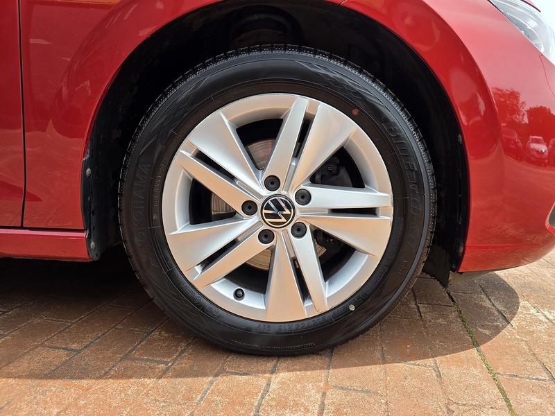Volkswagen Golf TDI Life - U9442