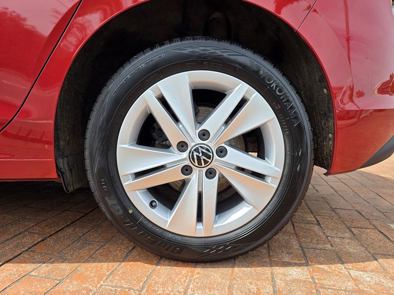 Volkswagen Golf TDI Life - U9442