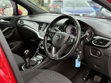 SRi Hatchback 1.0 Manual Petrol