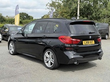2.0 220d M Sport MPV 5dr Diesel Manual Euro 6 (s/s) (190 ps)