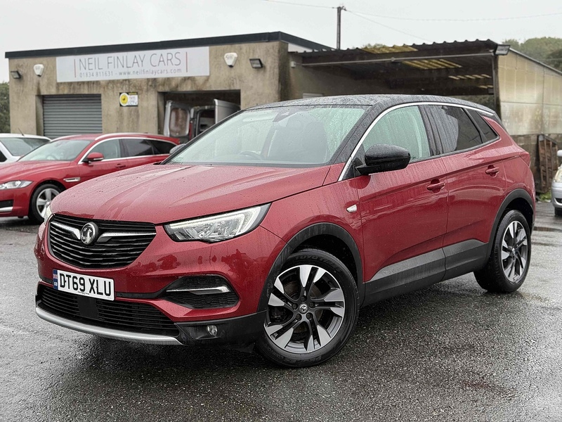 Vauxhall 1.2 Turbo SRi Nav SUV 5dr Petrol Manual Euro 6 (s/s) (130 ps)