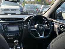 Nissan Qashqai DIG-T N-Connecta - U8743