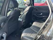 Mercedes-Benz GLC GLC250 AMG Night Edition - U8773