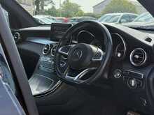 Mercedes-Benz GLC GLC250 AMG Night Edition - U8773
