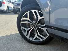 Land Rover Range Rover Evoque D180 MHEV First Edition - U8774