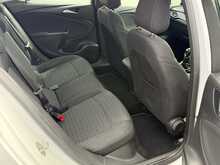 Vauxhall Astra i Turbo SRi Nav - U8778