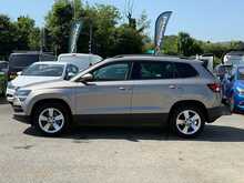 Skoda Karoq TSI SE - U8800