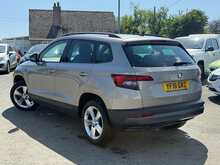 Skoda Karoq TSI SE - U8800